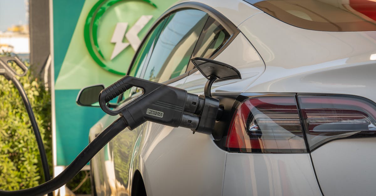 Articles 6 analyse des réclamations liées aux véhicules électriques pour mieux comprendre les tendances et améliorer la gestion des sinistres.