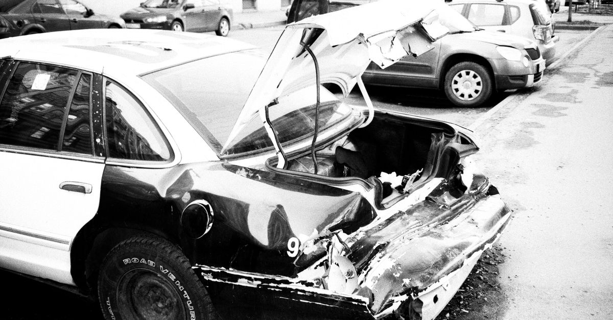 Articles 4 assurance accidents batterie : protégez-vous contre les incidents liés à l'utilisation et au transport des batteries avec une couverture complète adaptée à vos besoins.